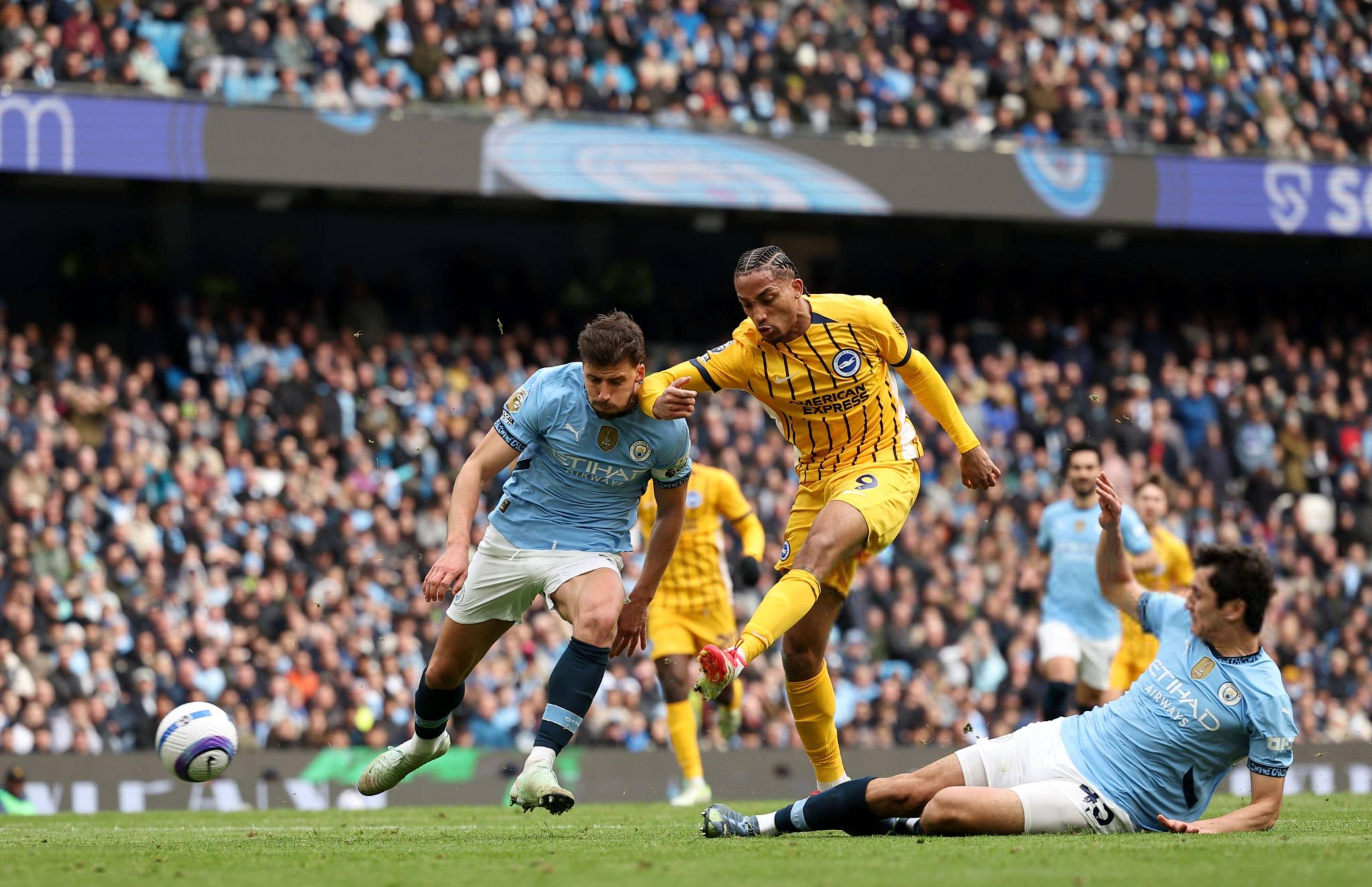 出色发挥引发热议！，哈兰德在G2比赛中最后时刻胜出引发球迷热议的简单介绍