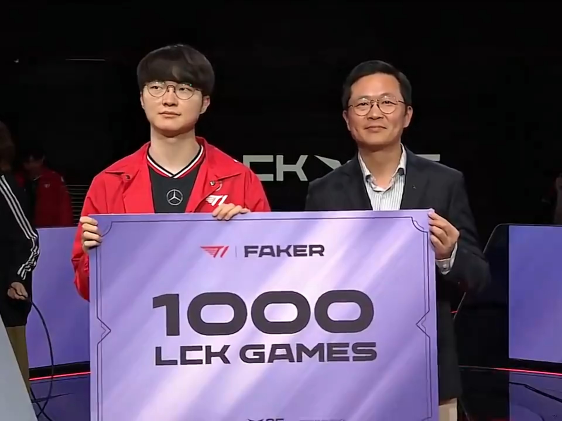  Faker官方宣布刷新纪录新规，日本队引发争议！上演精彩一战